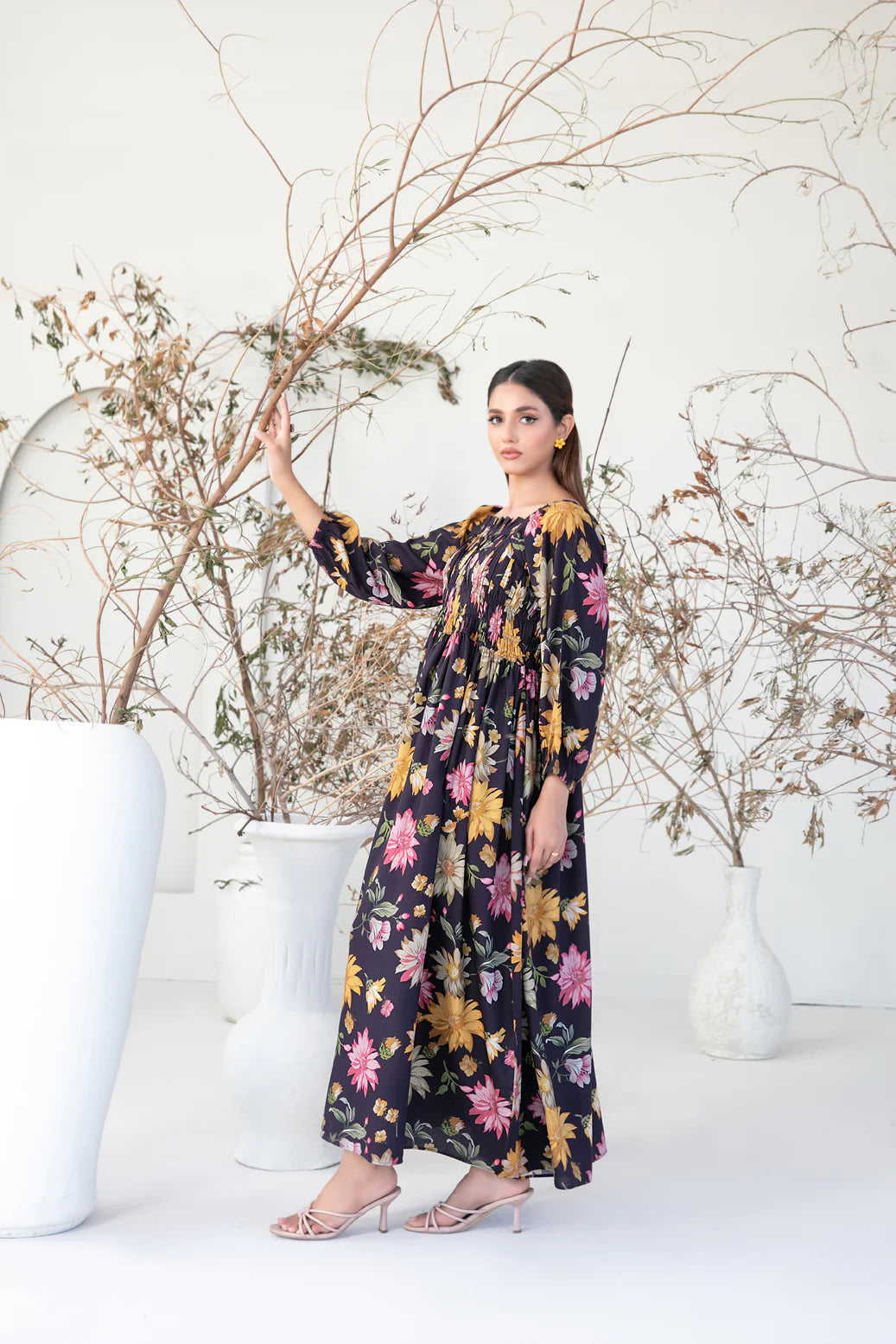 Black Floral | 1 PC