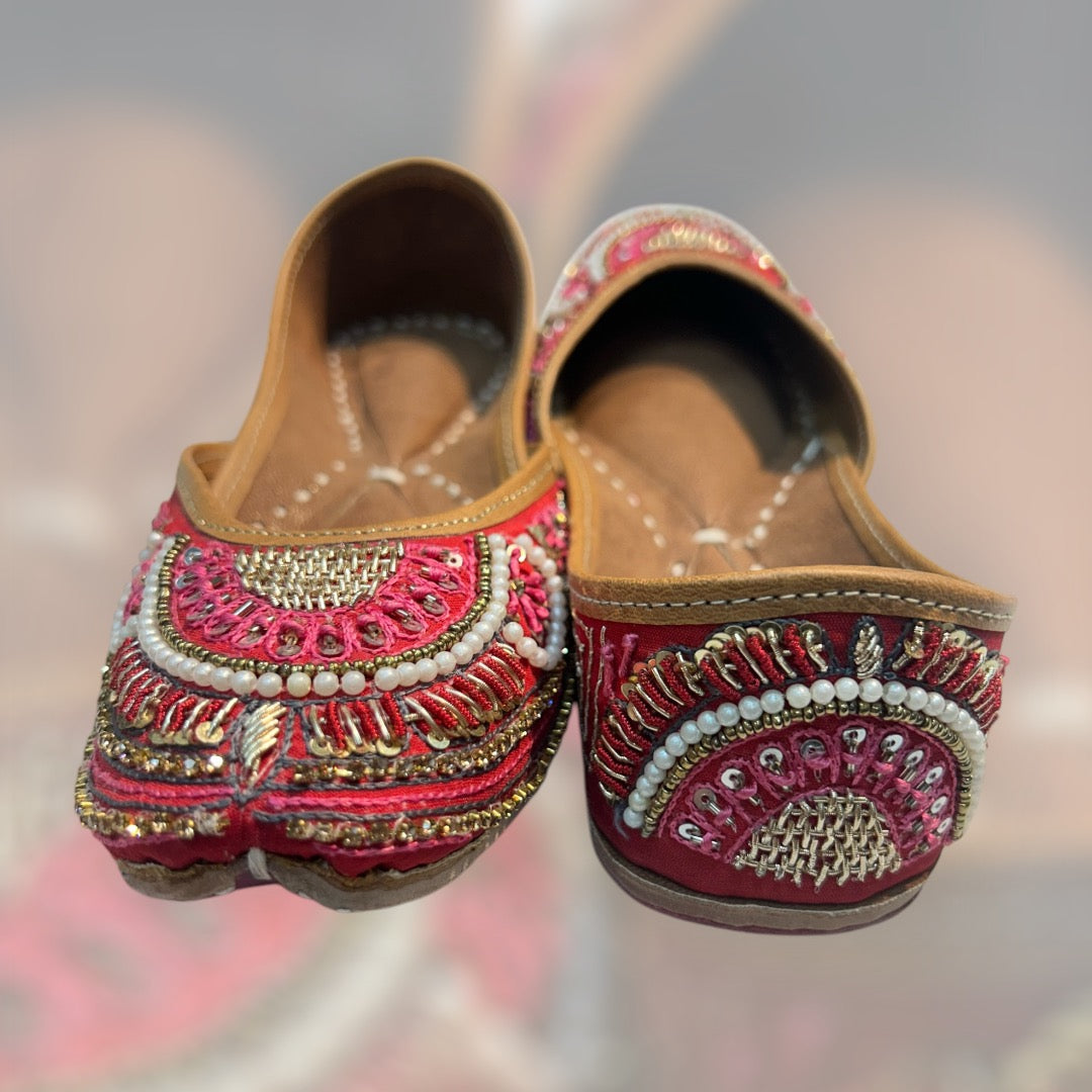 Punjabi Jutti - Red