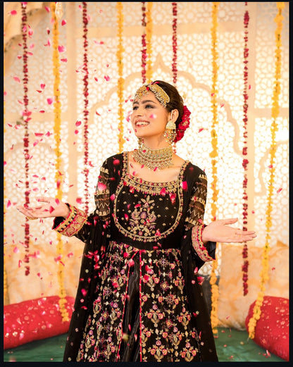 Black Pishwas | 2 PC