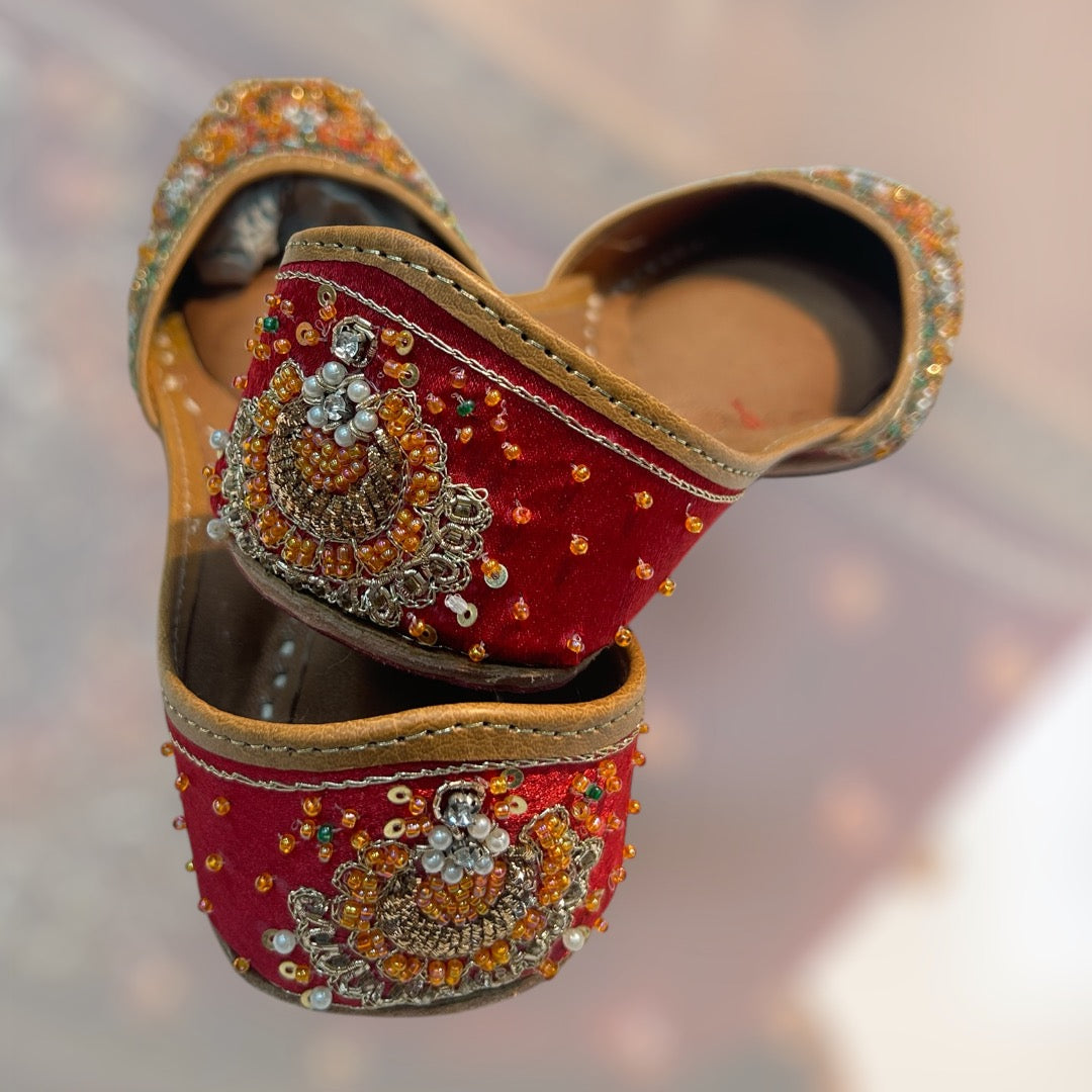 Punjabi Jutti - Red with Orange Embroidery
