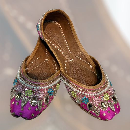 Dark Pink Jutti