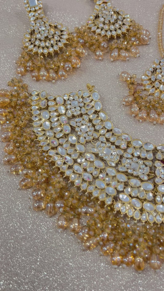 Gold Kundan Set